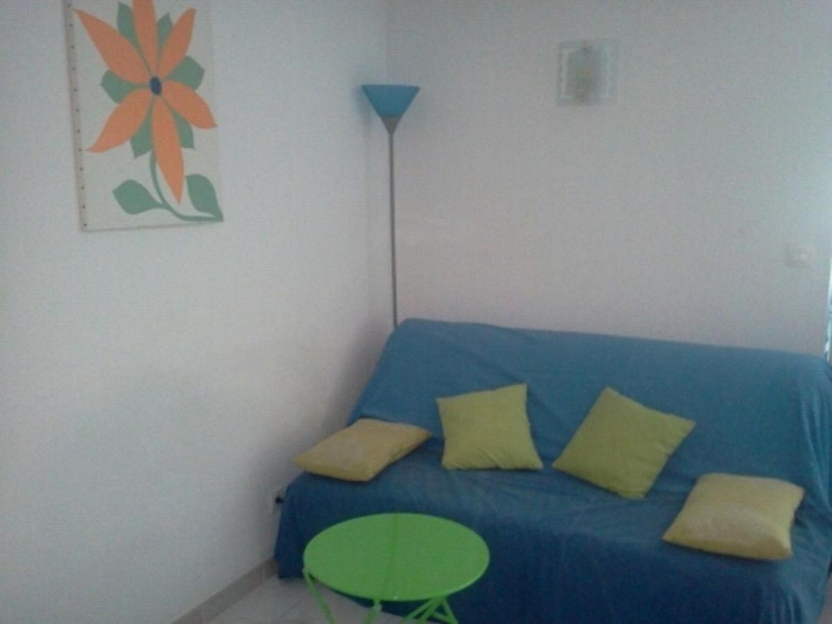 Appartement F1 Calvi A 150 Metres De La Plage Exteriör bild